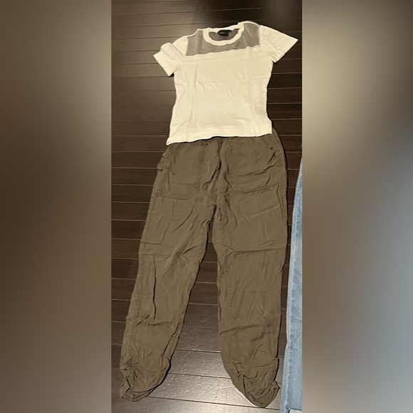 Women’s summer outfit - Picture 1 of 4